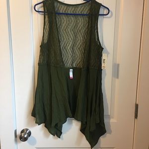 Olive green flower detail boho vest. NEW!
